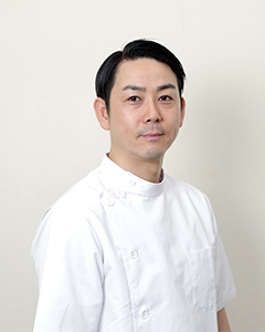 院長　新幡 昭男